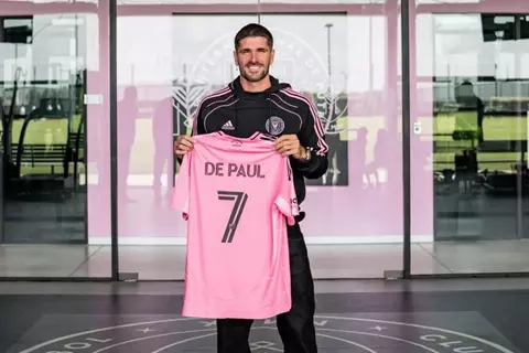 دي بول: انضممت لإنتر ميامي للفوز بالألقاب.. وكتابة التاريخ مع النادي